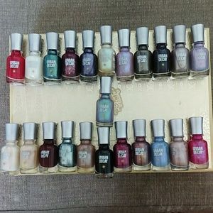 VRHTF Urban Decay Nail Polish Collection